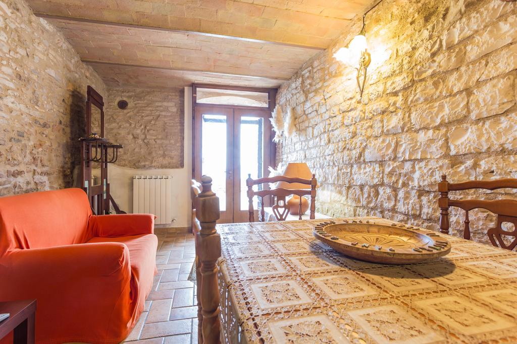 Appartamento Nel Castello Presso Gubbio Fossato di Vico Kültér fotó