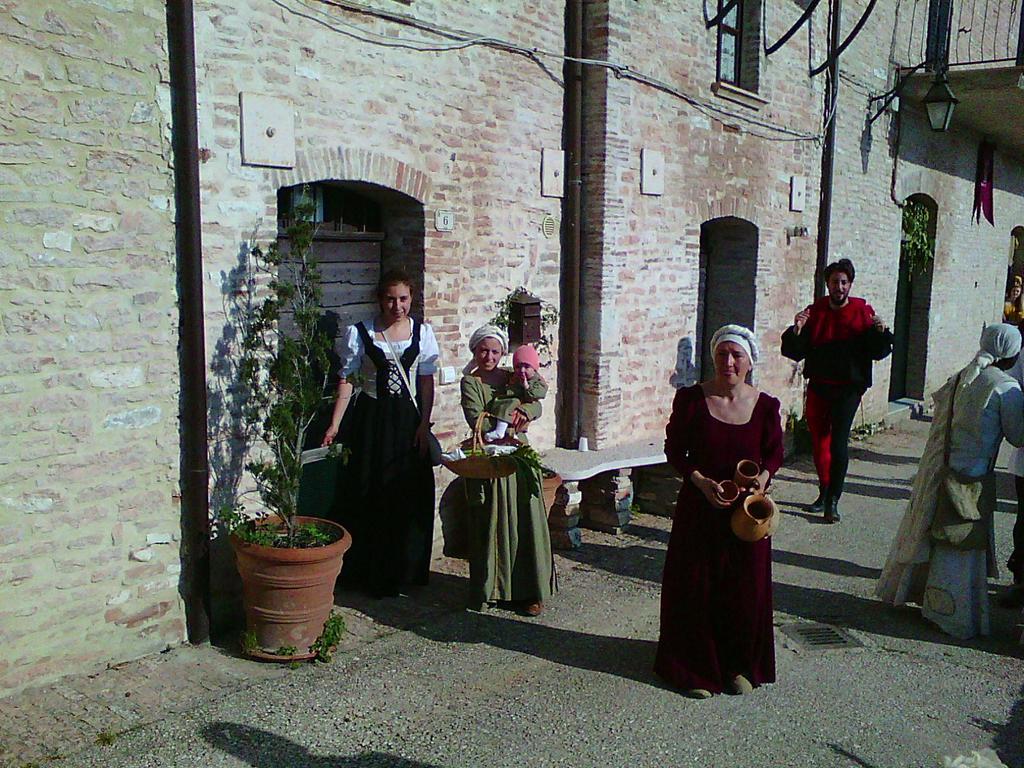 Appartamento Nel Castello Presso Gubbio Fossato di Vico Kültér fotó